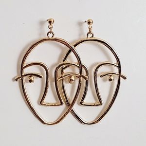 Abstract Silhouette Earrings💫